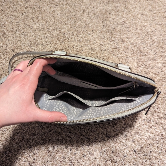 Kate Spade purse - Picture 4 of 8